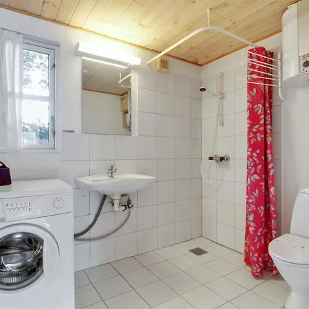 Svenja - 600m From The Sea By Interhome